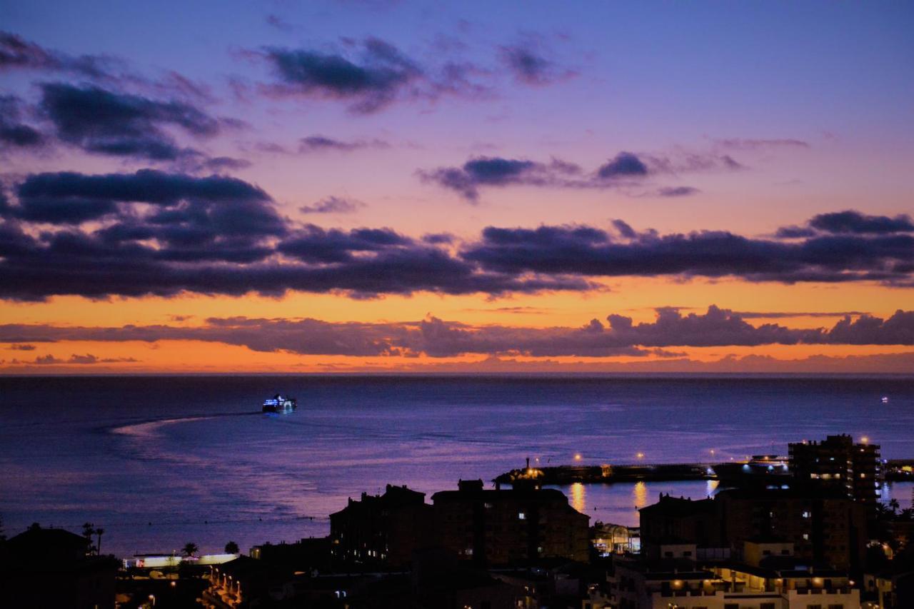 Appartement Oceanview Los Cristianos à Los Cristianos  Extérieur photo